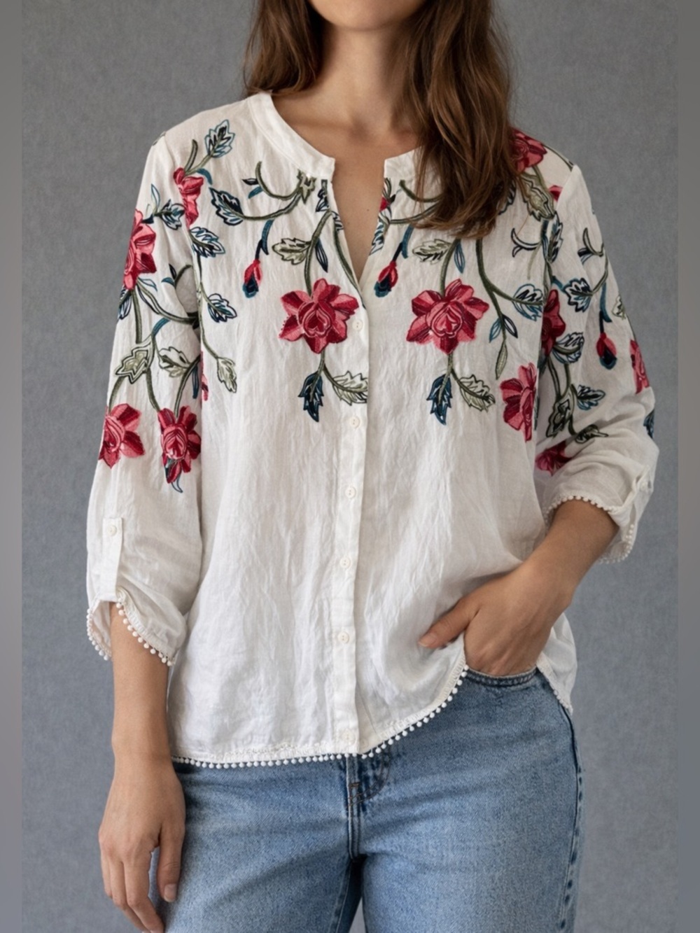 Kindred Embroidered Floral Blouse Top Size L White Boho Pom Trim NWT
